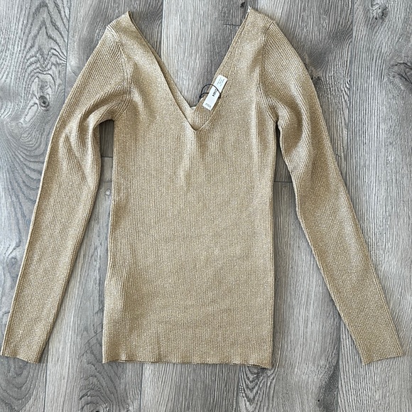 Mango metallic sweater size medium - Picture 1 of 8